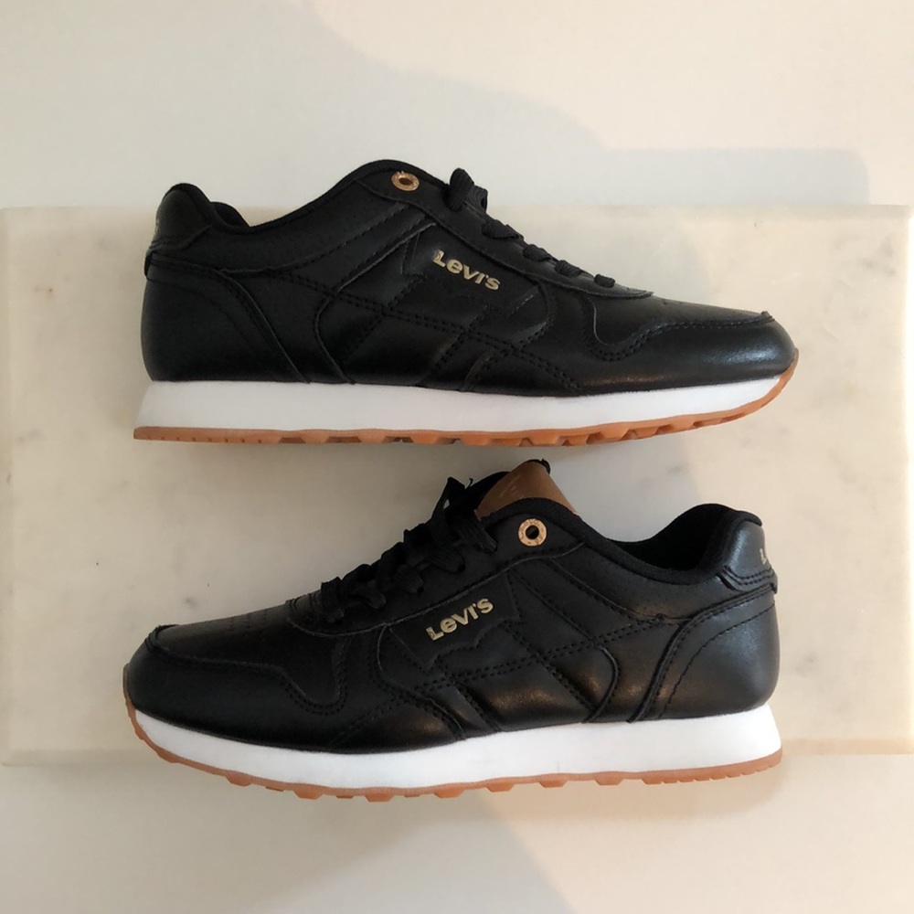 Levi’s Leather Sneakers